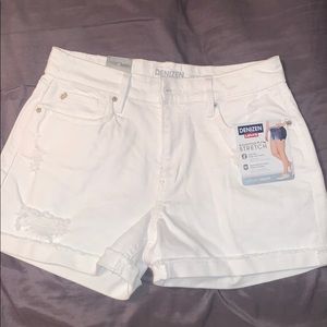Levi’s shorts